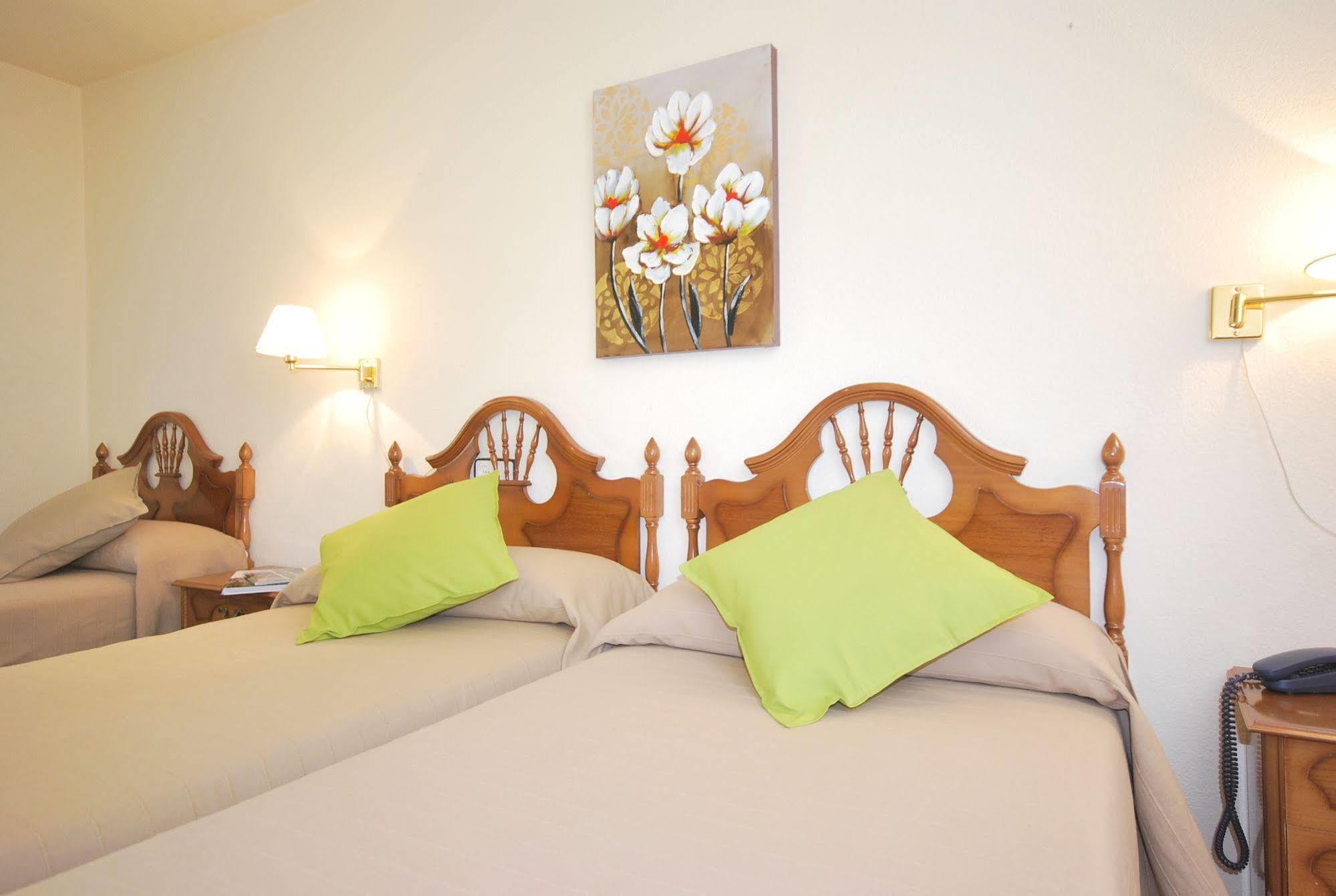 Hotel Principado De Europa Arenas De Cabrales Ngoại thất bức ảnh