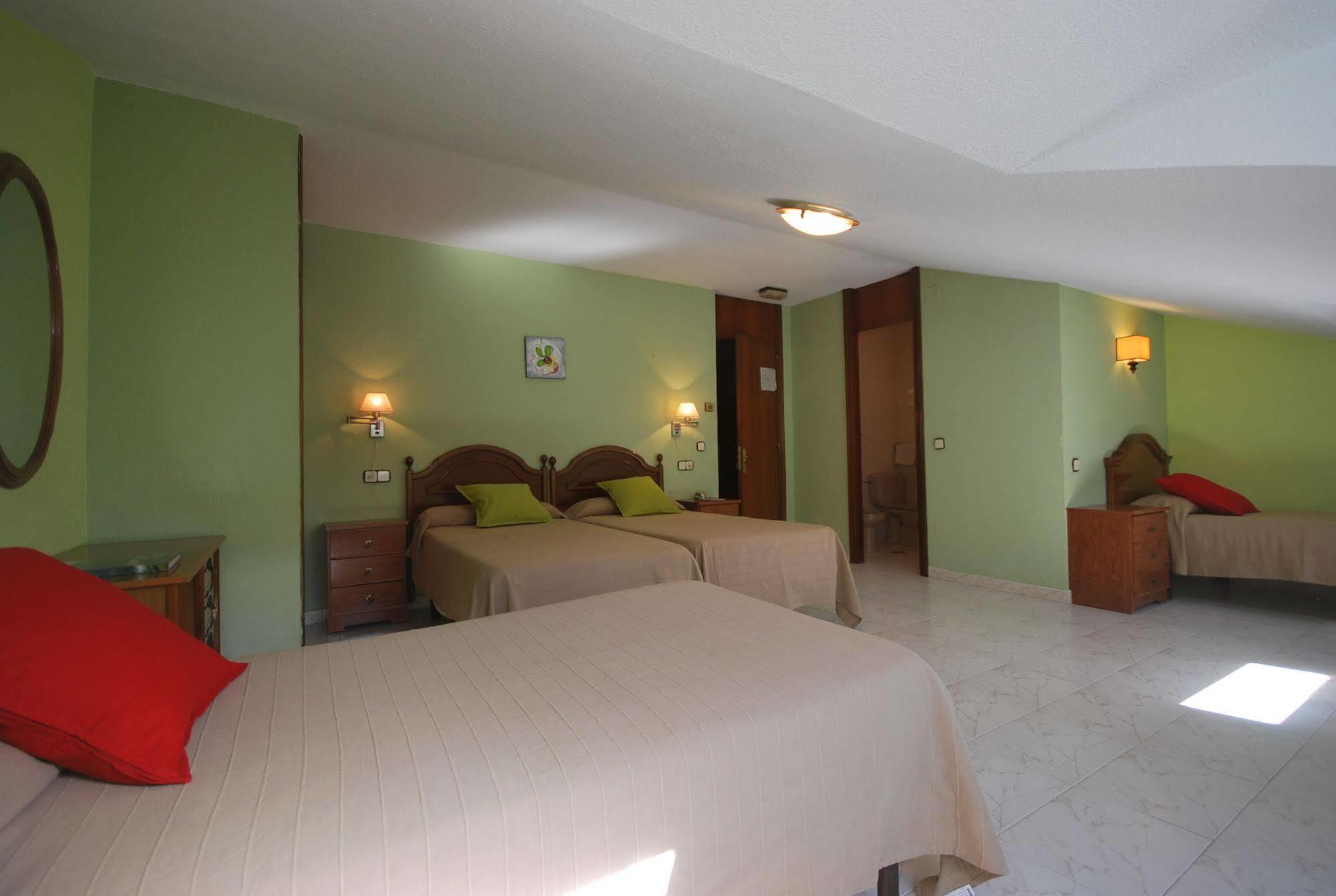 Hotel Principado De Europa Arenas De Cabrales Ngoại thất bức ảnh