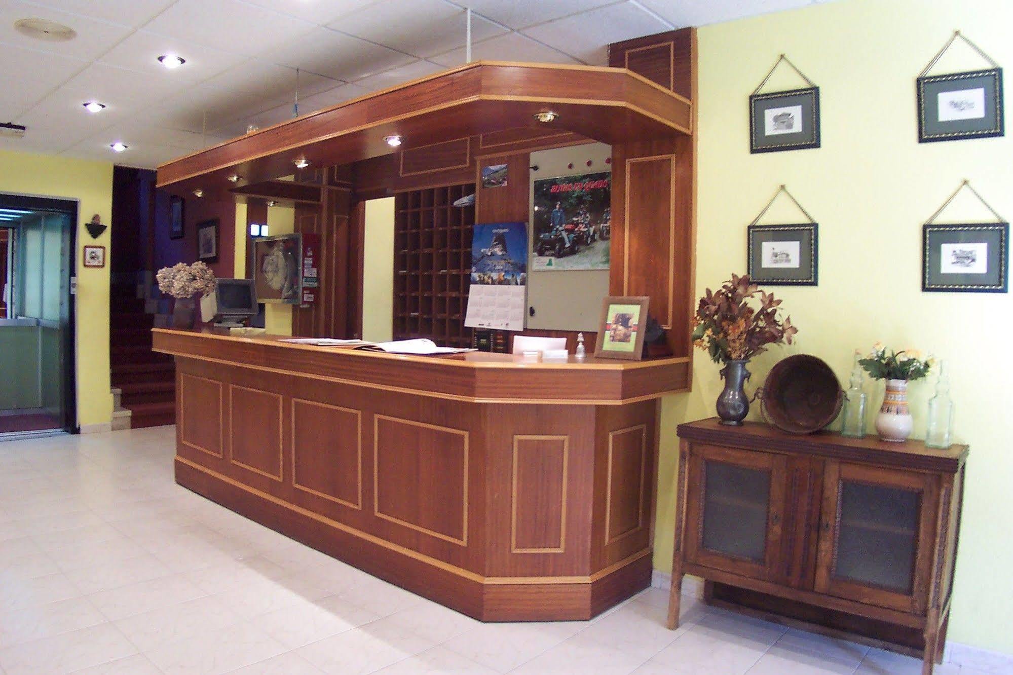 Hotel Principado De Europa Arenas De Cabrales Ngoại thất bức ảnh